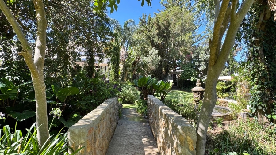 5 Bedroom Property for Sale in Caledon Western Cape